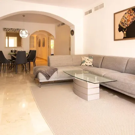 Apartmán Ground Floor Apartment, Jardines De Santa Maria Elviria